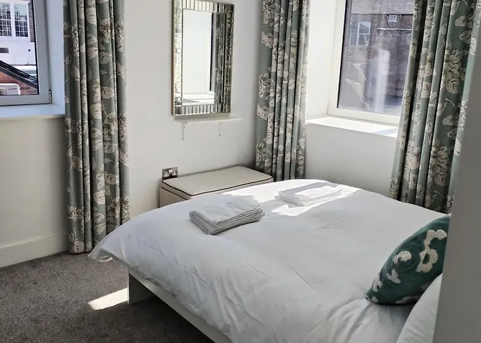 Cozy Central Flat With Parking Perfect For Families