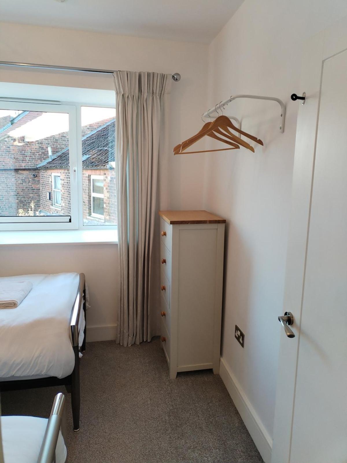 Cozy Flat With Parking Perfect For Families Apartment
